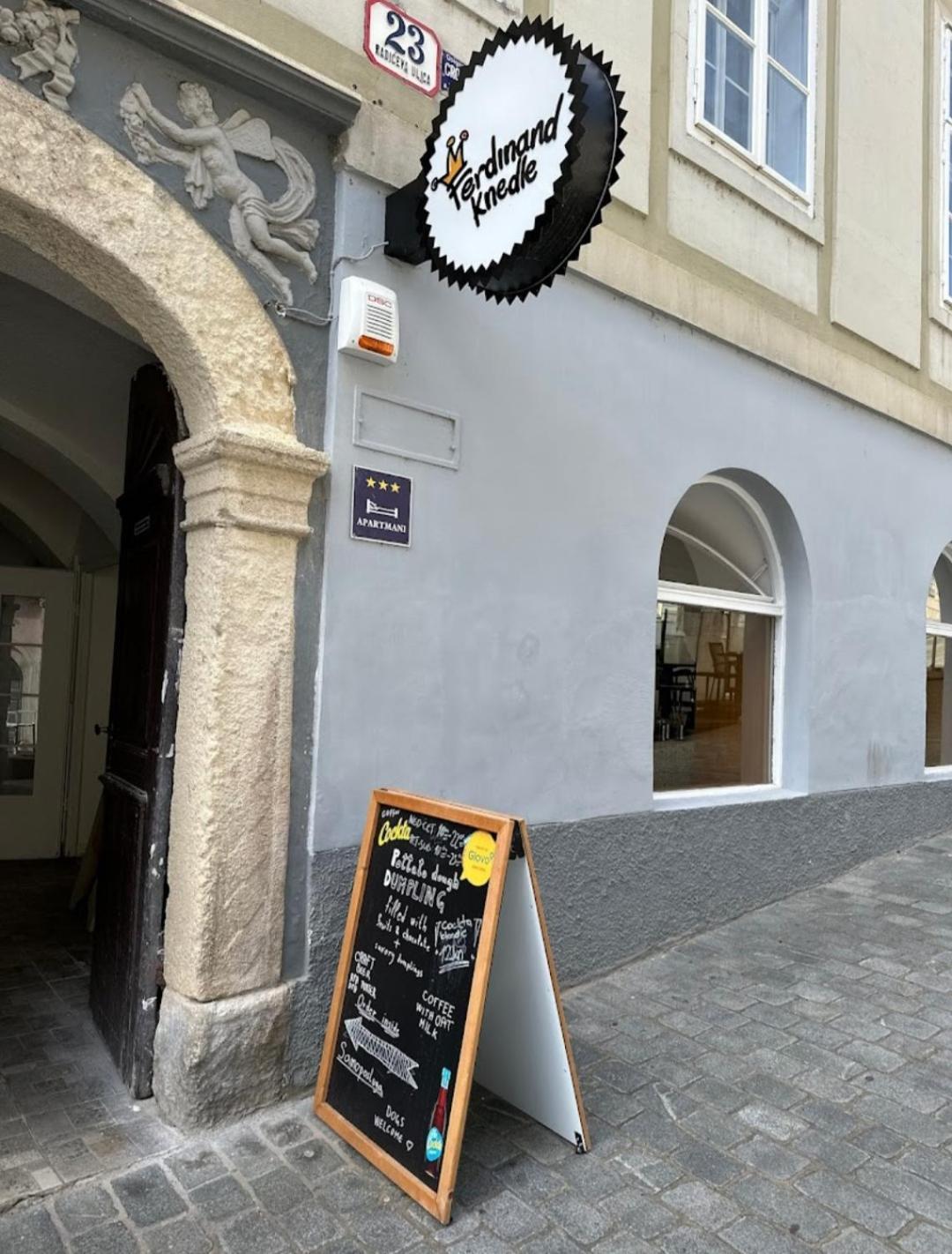 Center 23 - Old Town *