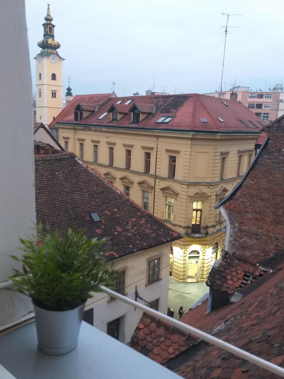 Center 23 - Old Town * Zagreb
